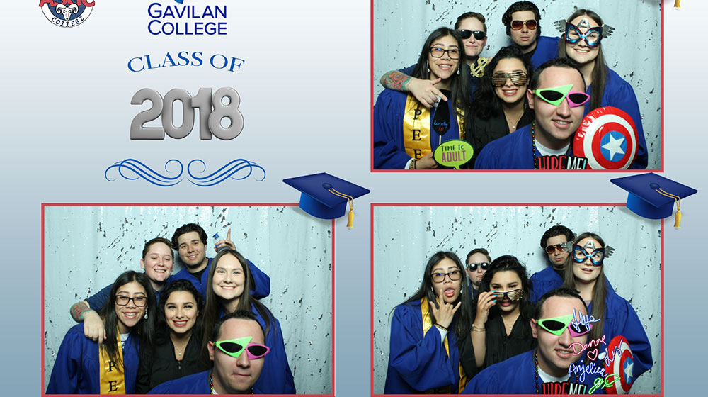 2018 graduation photobooth 6 students in super heroes costume